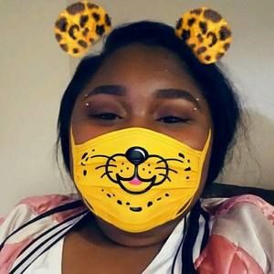 Meet your Posher, Lashay